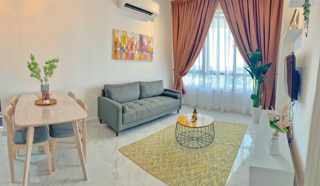 Netflix Two Bedroom Troika Kota Bharu Homestay 182 Kültér fotó