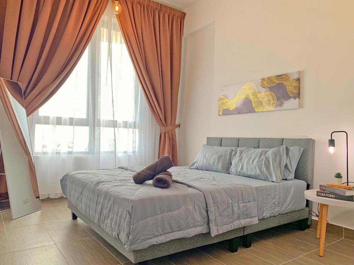Netflix Two Bedroom Troika Kota Bharu Homestay 182 Kültér fotó